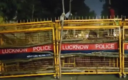 उत्तर प्रदेश विधानसभा 'घेराव' कार्यक्रम से पहले सुरक्षा बढ़ाई गई, बैरिकेडिंग की गई