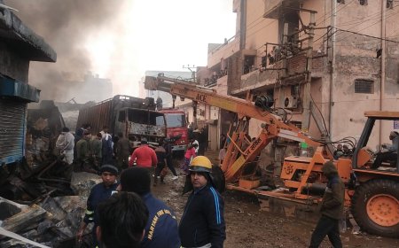 गुरुग्राम के कादीपुर औद्योगिक क्षेत्र में भीषण आग, क्षेत्र में हड़कंप