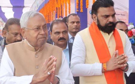 मुख्यमंत्री नीतीश कुमार की प्रगति यात्रा में सम्राट चौधरी की भागीदारी, राजनीतिक चर्चा तेज़