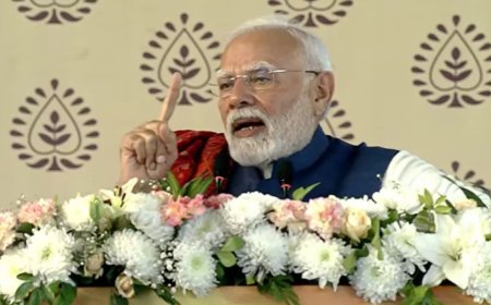 प्रधानमंत्री नरेंद्र मोदी ने दिल्ली में 4500 करोड़ रुपये की परियोजनाओं का उद्घाटन, जनसभा में किया जोरदार संबोधन
