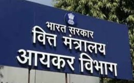 गोरखपुर में व्यवसायिकों के घरों पर Income Tax की  छापेमारी से मचा हड़कंप