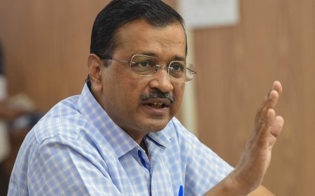 अरविंद केजरीवाल और आम आदमी पार्टी का चुनाव आयोग पर हमला, यमुना के जहरीले पानी के मुद्दे पर देंगे जवाब