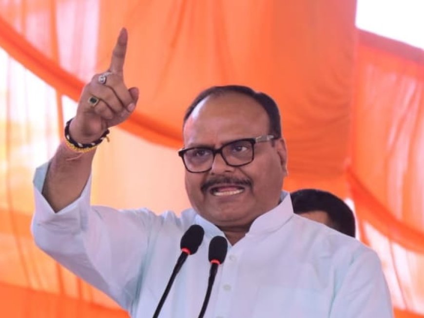 उप मुख्यमंत्री ब्रजेश पाठक ने समाजवादी पार्टी पर कसा तंज, कहा निहत्थे कारसेवकों पर गोली चलवाने वालों कोअयोध्या में वोट मांगने का कोई अधिकार नहीं....