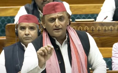 अखिलेश यादव ने महाकुंभ हादसे पर बीजेपी सरकार को घेरा, उठाए कई गंभीर सवाल