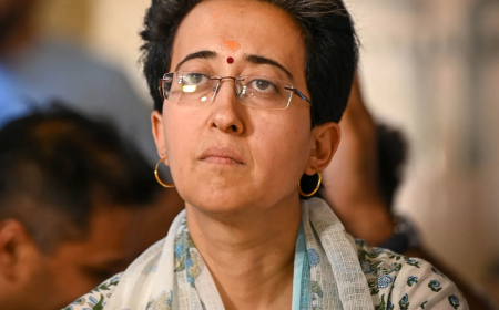 दिल्ली विधानसभा चुनाव 2025: आम आदमी पार्टी को मिली करारी हार, सीएम आतिशी इस्तीफा देने के लिए राजभवन जाएंगी