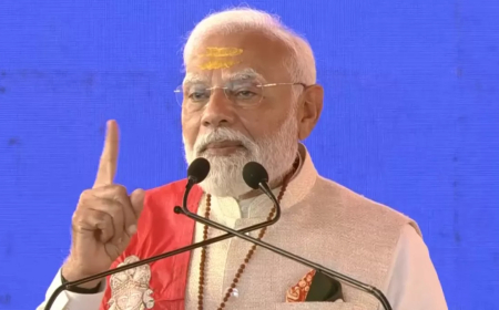 प्रधानमंत्री नरेंद्र मोदी ने महाकुंभ के आलोचकों पर साधा निशाना, कहा- 'धर्म को कमजोर करने वाली ताकतें'